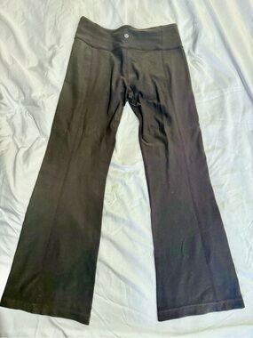 lululemon athletica Grey/Black Boot-Cut Flare Yoga Pants - Preloved Size 6
